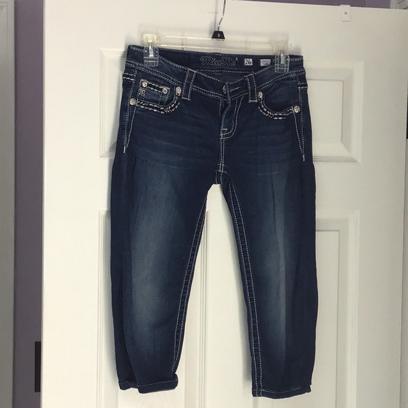 Capris - Picture 1 of 3